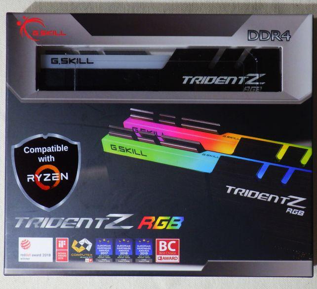 「Compatible with RYZEN」のシールが眩しい「X」版。