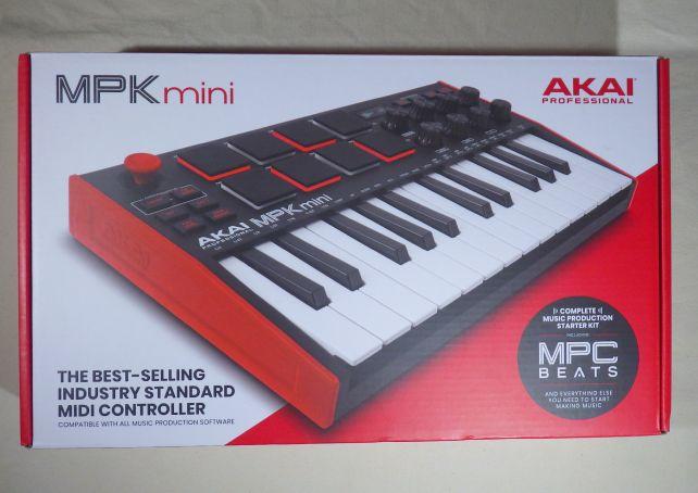 写真は確かにmk3なのだが、箱には世代が明記されないMPK mini