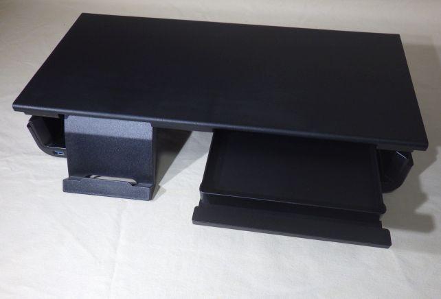 両足畳んで、引き出しを出した状態