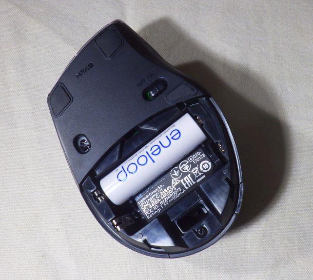 電池1本でも作動する