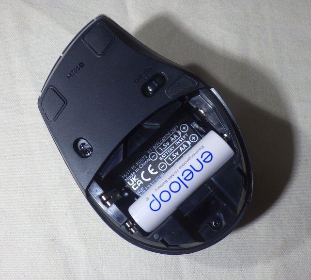 どちらに入れても作動OK