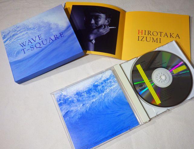 自分の持つのは三方背BOXの初回盤。和泉さんのプレイは神。R.I.P.