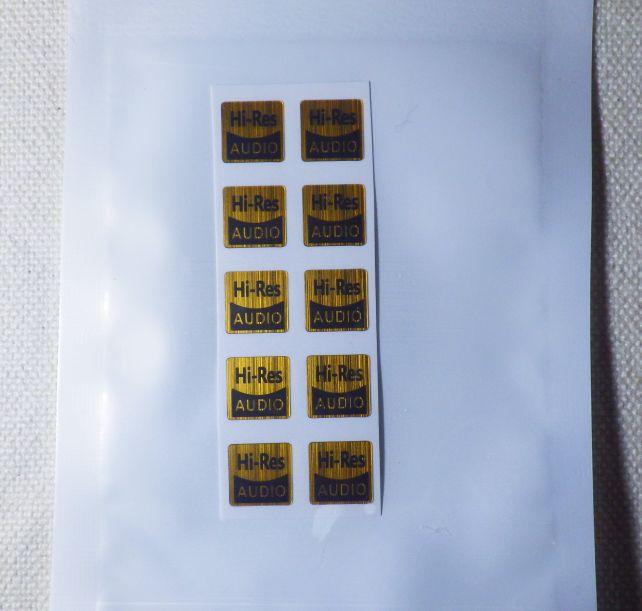 「10 x Hi-Res audio Stickers」ってなにに使うのよーーーっ??