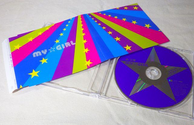 全く写真が使われていないシンプルなジャケット