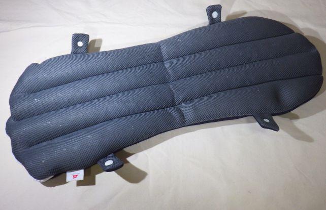 裏もこんな風に同じ風合い・色違いで、リバーシブルに使える