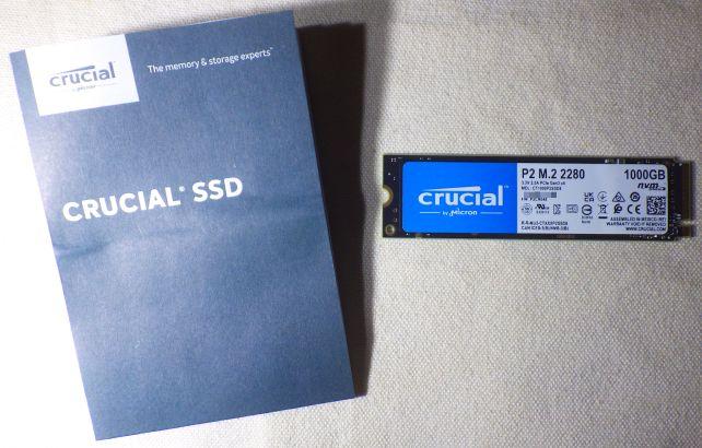 中身的には説明書と本体のみで取り付けねじの付属はなし