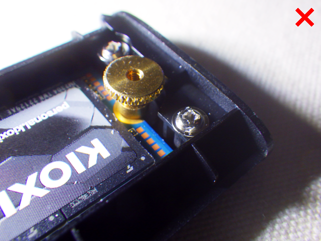 挟み込めてないとこうなる⇒ケースに入らない