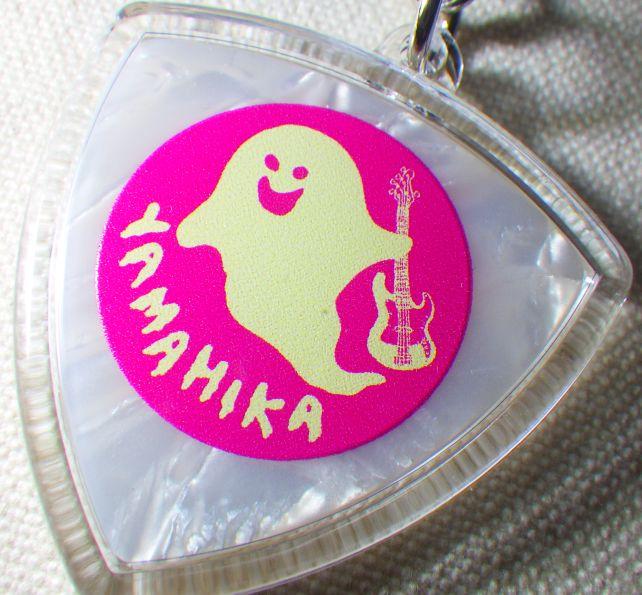 ホワイトの方は白蝶貝イメージ