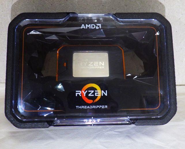 1950Xのパッケージよりさらに巨大な箱