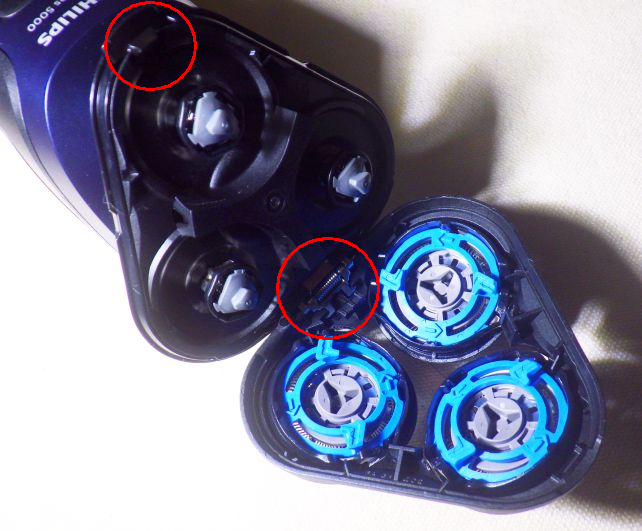 毎日開け閉めする必要があるので、このヒンジとキャッチの耐久性が心配