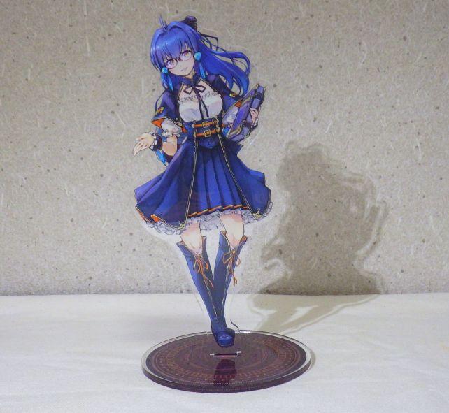 ノーマル衣装より露出度が低く、むしろ清楚..?