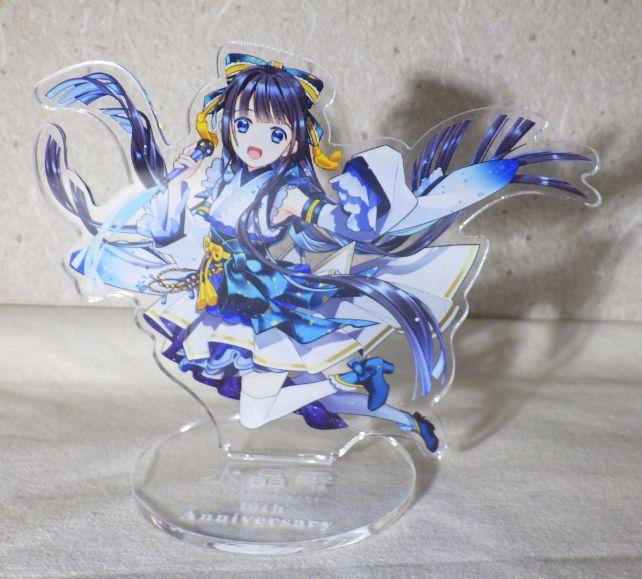 高さより幅が広いアクリルスタンド