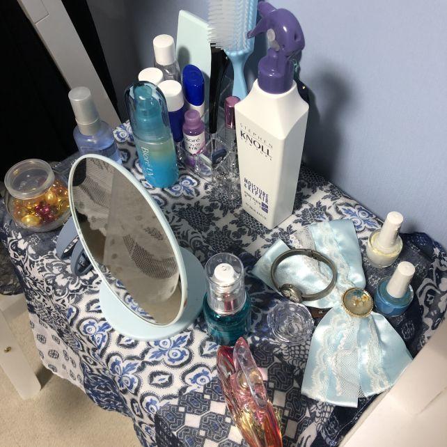 化粧品やアイドル衣装にセーラー服、「その他」も...