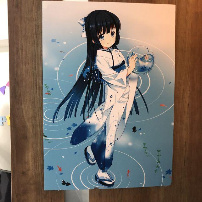 そこここに今まで描かれた雫ちゃんの絵が大きく引き延ばされたり...