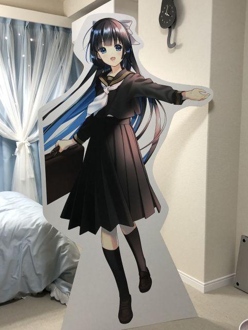 等身大の雫ちゃんも...