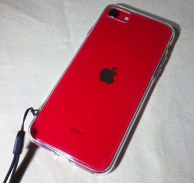 裏面は透過性が高いポリカーボネート製