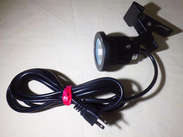 ケーブル側ムリヤリ固定のライトケーブルは...