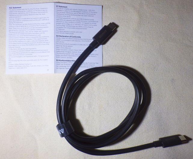 内容物はこれだけ