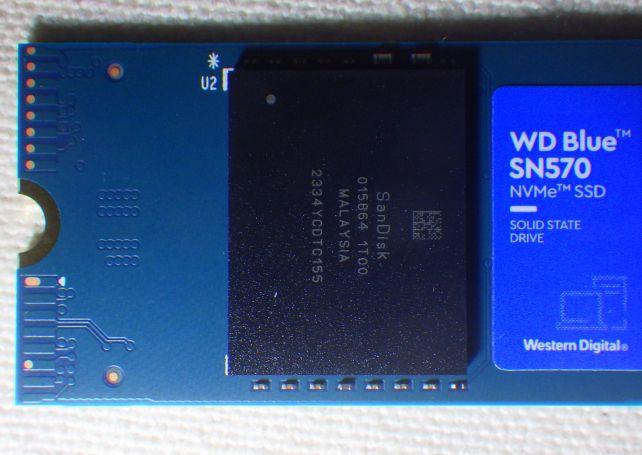 マレーシア産なのは最終アセンブルであり、中身は四日市産のBiCS5 112L TLC