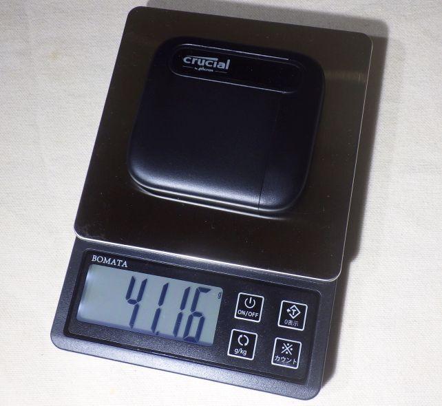 重さは実測約41g(公称42g)。