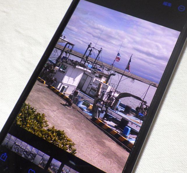 透明度は非常に高く、ヘンな色味もつけない。