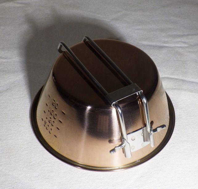 取っ手はこんな感じでたたむことが出来る