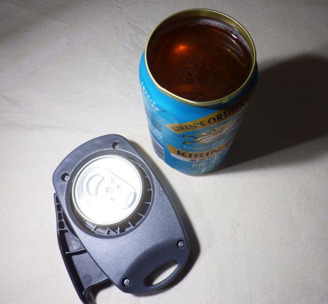 完成。上手くいくとDraft Top LIFTの裏側に缶の上が残る