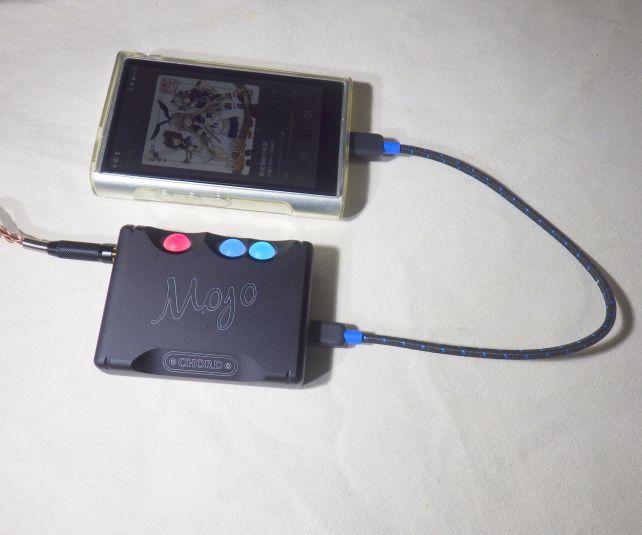 本品のように30cmあると、机上での配置に影響を与えない