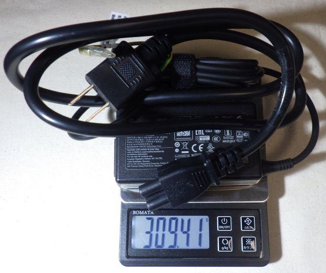 のACアダプタセット309.4gの持ち歩きが不要になったのが大きい
