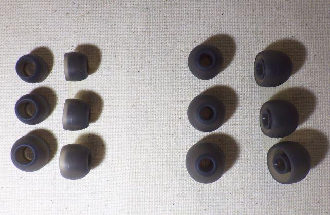 イヤピは穴が大きいタイプと細いもの。ZEROと同じなので寸法はZEROのレビュー参照。