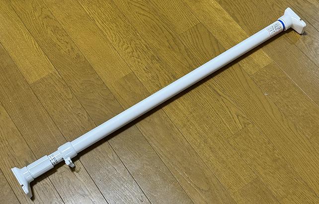 バネではなくてジャッキ式で突っ張ります