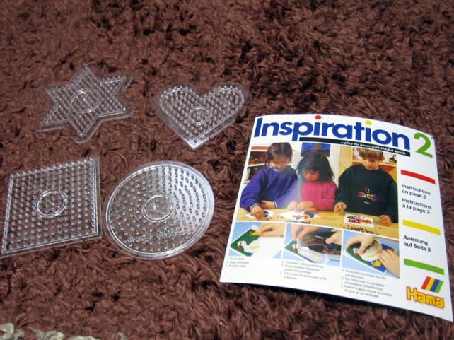 プレート4種とテキストブックもついてます