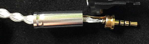 オヤイデ プラグ