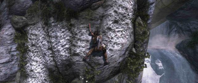 ピックを使ってクライミング