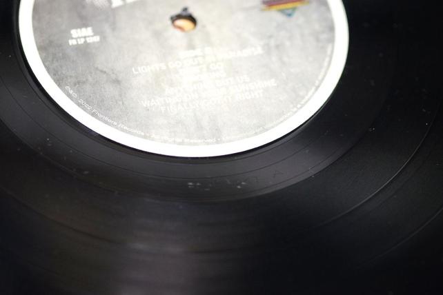 ▲ラベルはSide Bだが刻印はA