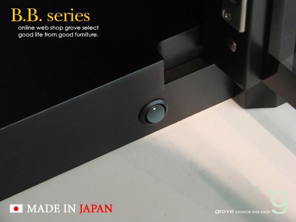 足元の位置にもライト。これをONにすると