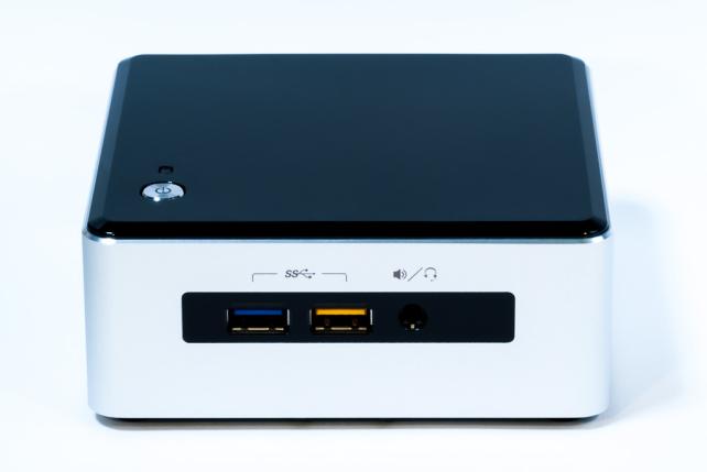 NUC5i7RYH
