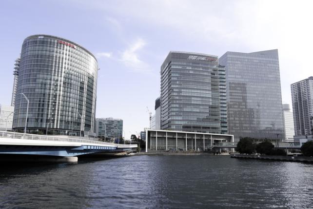 18mm f8 1/500sec ISO800