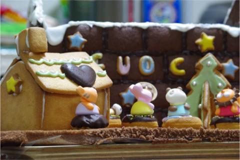 小さい家は実は飾りだったという・・・