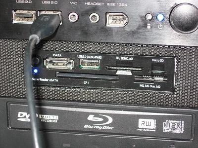 とうとうフロントベイにカードリーダーがー!