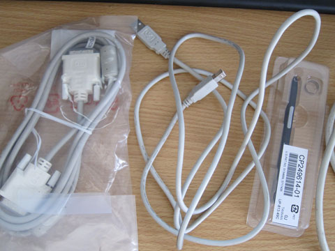 本体&電源ケーブル以外は新品です