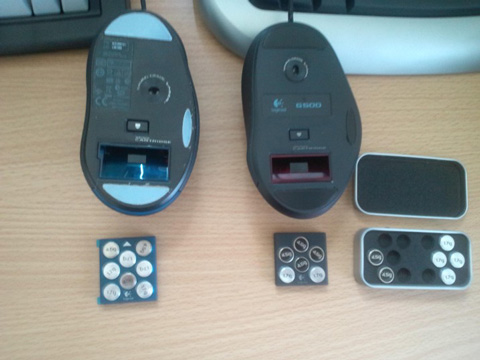 マウス本体にウェイトを突っ込んで、軽くしたり重くしたりできる