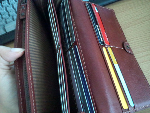 キャッシュカードにクレカに、ポイントカードに(略