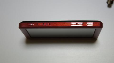 上のボタンも適度な大きさ♪