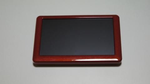 正面はとてもシンプルです