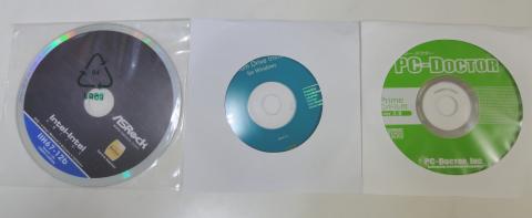ドライバーCDなどです。
