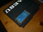 HDDの搭載位置。バッテリーはこの隣