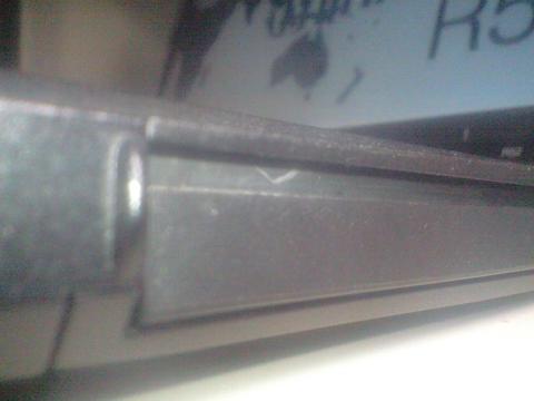 隙間にはシャッターが