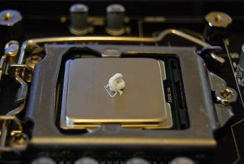 ド素人は当然センターう○こ方式です。