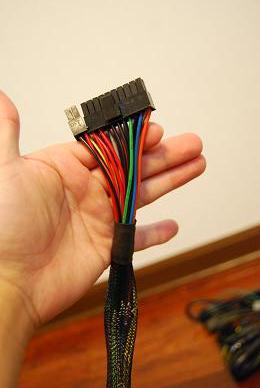 結構ギリギリまで結束されています